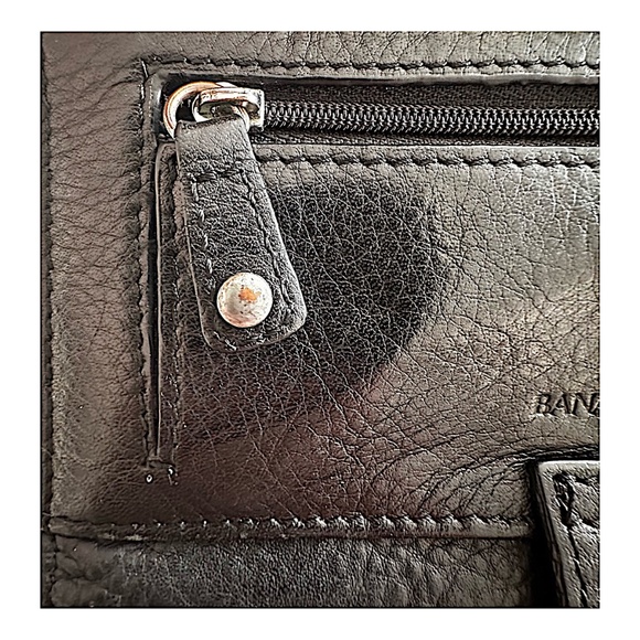 BANANA REPUBLIC Women’s Black Pebbled Leather Trifold Wallet - Picture 8 of 9